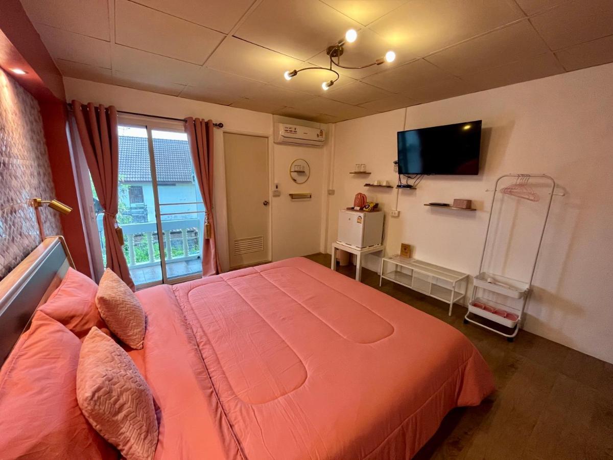 Dawnthaya Ayutthaya House บ้านดอนธยๅ อยุธยา Zewnętrze zdjęcie